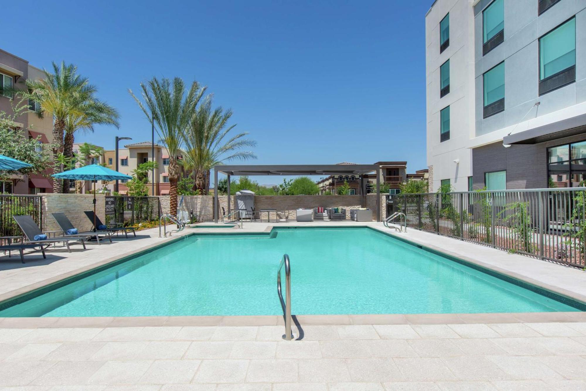 Hilton Garden Inn Surprise Phoenix Екстер'єр фото
